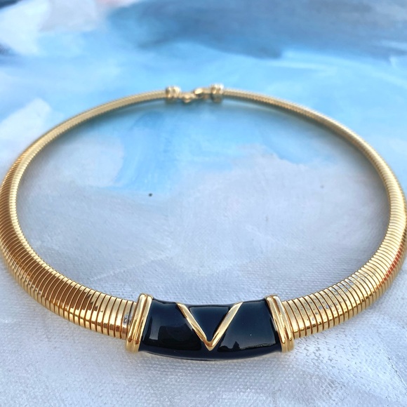 80s Vintage MONET Necklace 22K Gold Plated Flex Collar w/ Black Enamel Signed - Picture 1 of 7